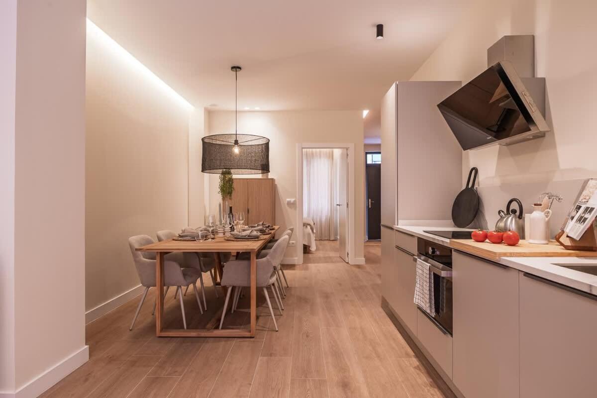 Modern And Luxurous Apartment *